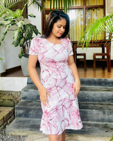 Alternative view of Maroon Printed Front Fishtail Dress