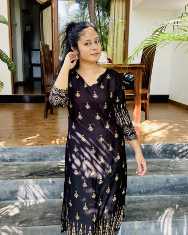 Alternative view of Black Kurtha Top