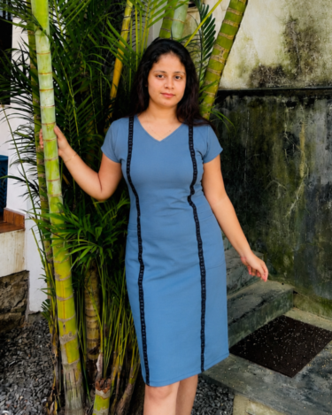 Alternative view of Blue Side Lace Bodycon Dress